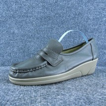 Softspots  Women Loafer Shoes Gray Leather Slip On Size 5.5 Medium - £19.55 GBP
