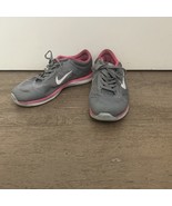 Nike In Season TR 5 Womens Size 7.5 Running Shoes Gray Pink Athletic Sne... - $285.10 MXN
