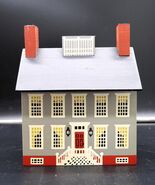 Vtg NOS Folk Art Still Bank Windfield Designs Center Hall Colonial H Mus... - $550.21 MXN