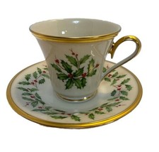 Lenox Holiday Dimension Holly &amp; Berries Tea Cup &amp; Saucer Set Gold Trim - $12.99