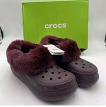 Crocs Furever Crush Lined Platform Clogs Womens Size 9 Dark Cherry 208446-6WD - $59.83