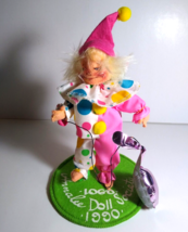 Annalee 8&quot; Pink Circus Clown 1990 Felt Poseable Doll Christmas With Balloon - $22.50