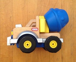 Vintage 2003  LITTLE TIKES Wooden Shape Mixer Truck Toy Complete - £25.70 GBP