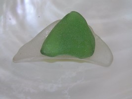Estate Handmade Large Green &amp; White Stacked Sea Glass MODERNIST Pin – 2.... - $12.19