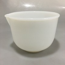 Glasbake Sunbeam Mixmaster White Milk Glass Small Mixing Bowl 2 Qt Vintage 20CJ - £19.82 GBP