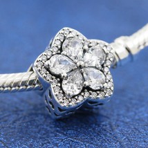 2020 Winter Release 925 Sterling Silver Sparkling Snowflake Pavé Charm  - £14.49 GBP