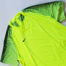 Nike Vaporknit II Size 2XL Soccer Jersey Volt AQ2674-702 - £46.89 GBP