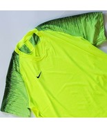 Nike Vaporknit II Size 2XL Soccer Jersey Volt AQ2674-702 - £47.06 GBP