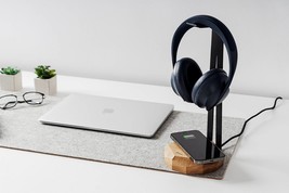 Wooden Headphone Stand With Qi Wireless Charger Oak for Apple Iphone and Samsung - £59.32 GBP