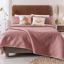 Deep Rose Special Fabric Reversible Ultraslim Comforter 3 Pcs King Size - £63.30 GBP