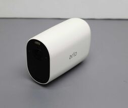 Arlo Essential XL VMC2032 White Wireless Spotlight Security Camera image 2