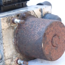 2009 Ford F-150 4x2 ABS Anti-Lock Brake Modulator Pump image 5