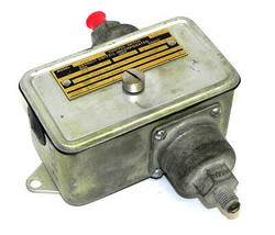 DETROIT SWITCH MODEL 400 CONTROL SWITCH 4G3B26D00B HK06BA102 RANGE: 7-80PSI - $99.99