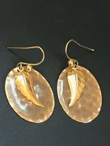Estate Taupe Enamel Thin Oval w Etched Goldtone Leaf Overlay Dangle Earrings  - £9.77 GBP