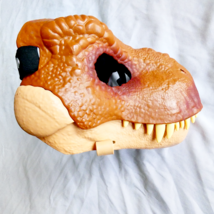 Jurassic Park World 2017 Tyrannosaurus Rex Dinosaur Mask T-Rex Moving Jaw - $202.80 MXN