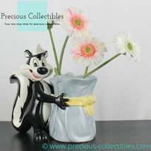 Extremely rare! Pepe le Pew vase. Looney Tunes. Warner Bros. Vintage collectible - £355.80 GBP