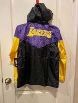 $75 Boy&#39;s NBA Basketball LA Lakers Hooded Zippered Windbreaker Jacket 18-20 2XL - $54.44