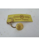 VTG THIRD AVENUE RAILROAD TROLLEY REPLICA GOLD PLATED BUTTON KEYCHAIN 19... - $6.72 CAD