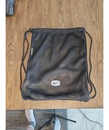 Vintage Nike 90s Black Mesh Cinch Sack Bag Backpack Drawstring Gym Stadi... - €21,27 EUR