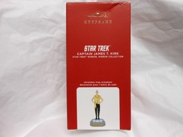 Hallmark Keepsake &quot;Captain Kirk - Star Trek&quot; 2020 Light/Sound Ornament N... - $370.72 MXN