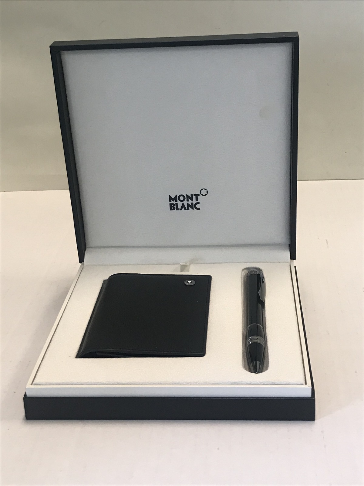 New Montblanc Ballpoint Pen With Card Holder Contemporary Business Set XG4396 MB - $575.00