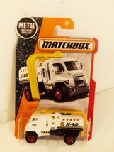 Matchbox 2016 #065 White Xcanner Mobile X-Ray Truck MBX Heroic Rescue Se... - $9.99