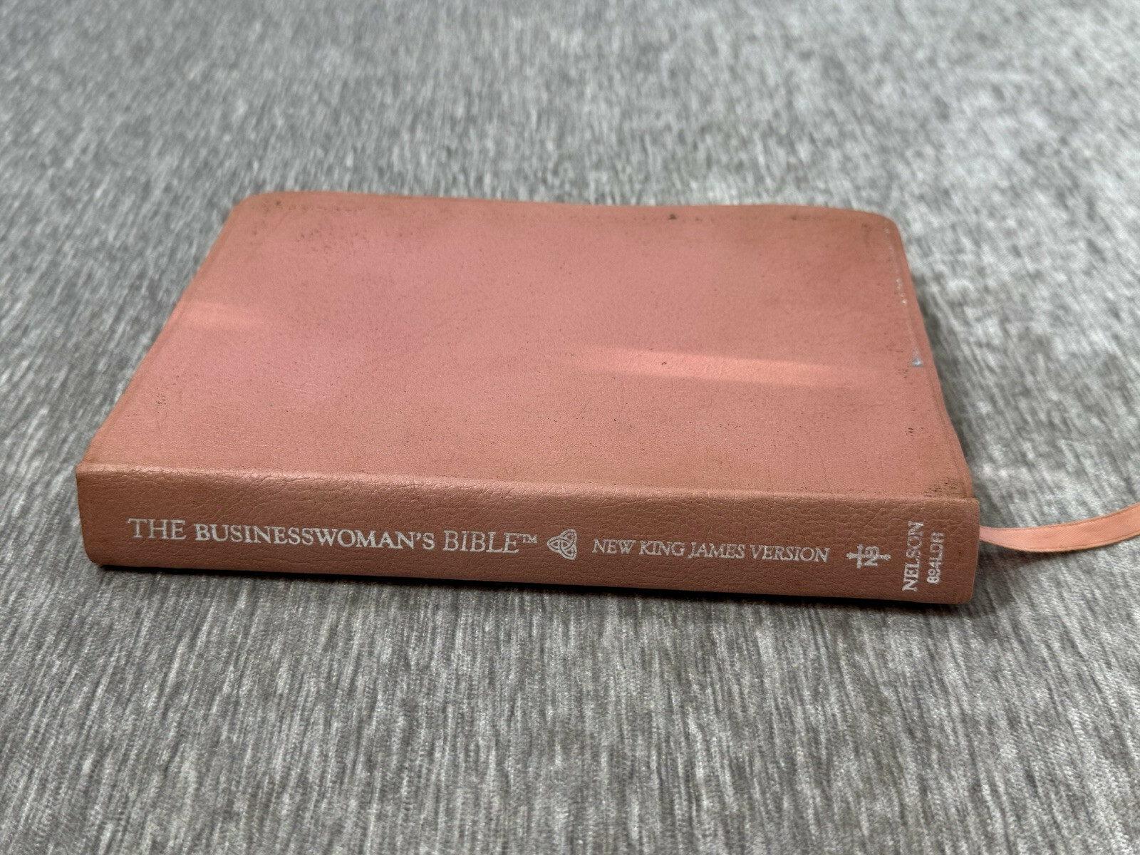 Holy Bible NKJV New King James Version Nelson 894LDR Pink Leather Busine... - $24.74
