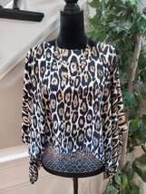 Chico&#39;s Travelers Collection Cheetah Print Round Neck Top Blouse Size 1P Medium - £20.15 GBP