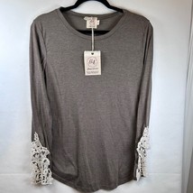 Grace &amp; Emma Lace Cuff Long Sleeve Top Casual Tunic Shirt Small - $24.74