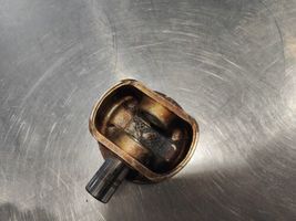 2000-2005 Toyota Celica GT 1zz-FE ENGINE PISTON OEM image 9
