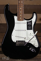 Fender Player Stratocaster, Pau Ferro FB, Black - £627.74 GBP