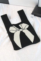 Black Colorblock Bowknot Pattern Knitted Hand Bag - $88.44 MXN
