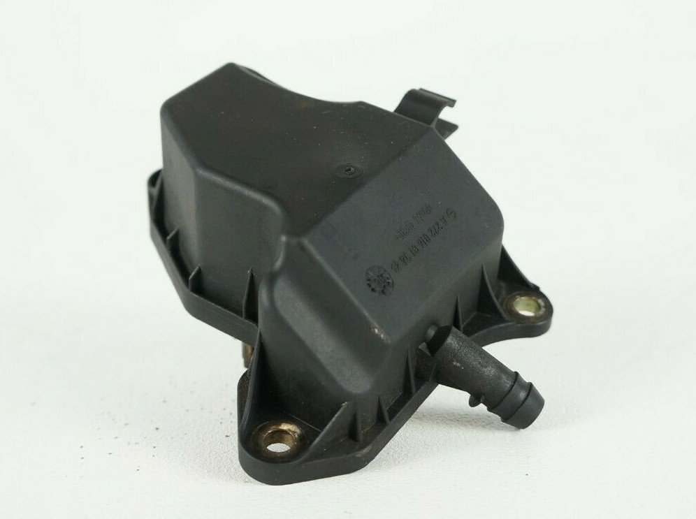 06-2013 mercedes r350 ml350 e350 clk350 m272 engine oil separator cover oem - $34.87