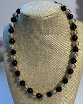 Necklace Unbranded Black Beads and Gold/Filigree Design 17&quot; Lobster Claw - $5.00