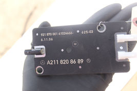 2006-2009 MERCEDES BENZ CLS550 W219 RADIO ANTENNA BOOSTER AMPLIFIER MODULE J299 image 2