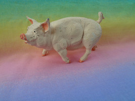 Vintage 1999 Safari Ltd Farm Animal Pig Figure - as is - very scraped - $1.92