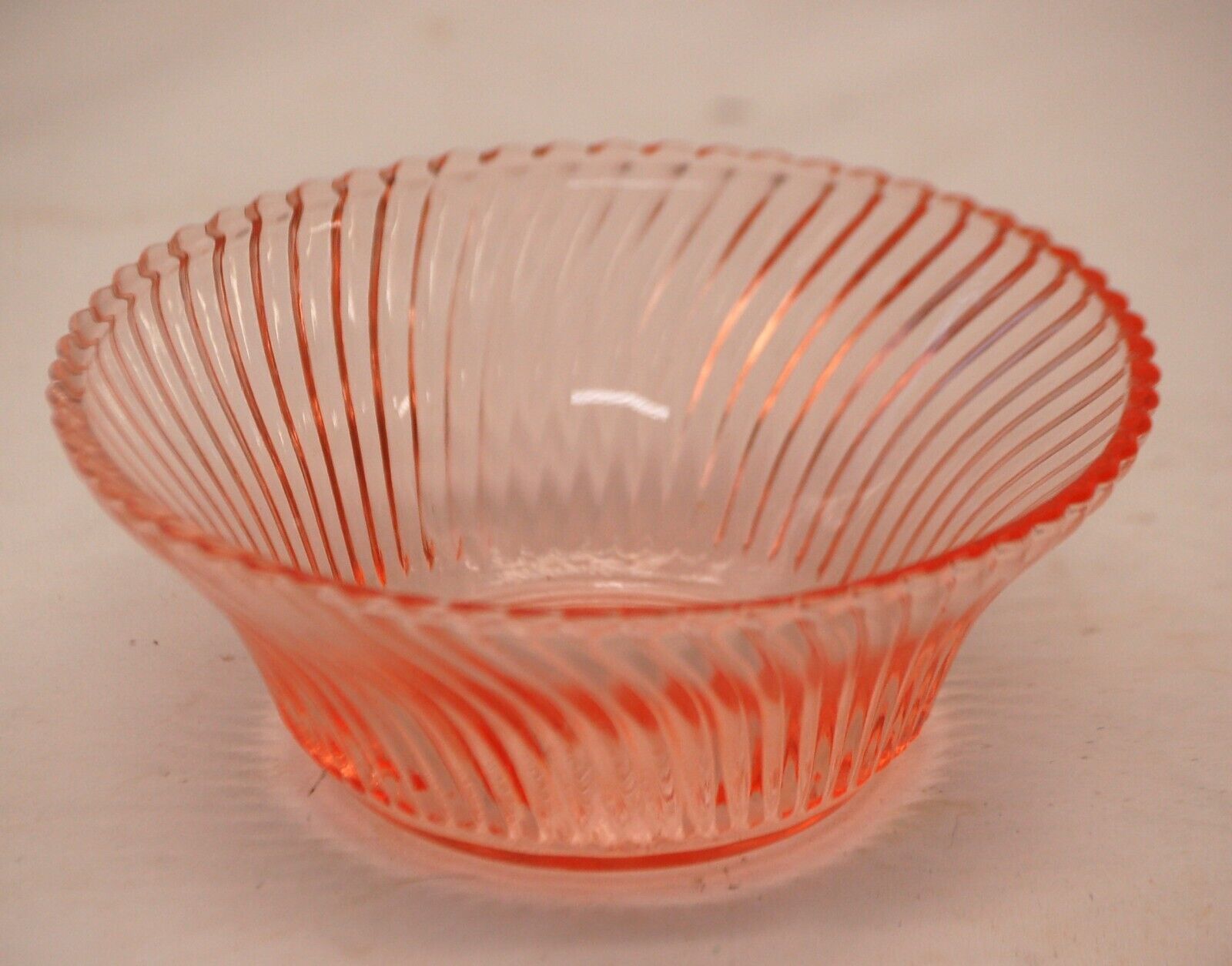 Pink Depression Glass Fruit Berry Dessert Bowl Swirl Pattern - $12.86