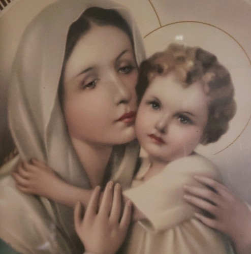 Vintage ~ Madonna & Child ~ Coated ~ Wall Hanging Plaque ~ 9" Diameter Item image 2
