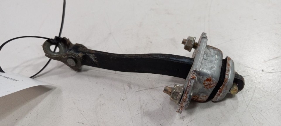 Forester Door Check Right Passenger Rear Hinge Stopper Detent 1998 1999 ... - $17.46
