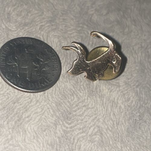 VINTAGE DOG PIN SMALL GOLD TONE - $2.99