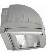 Hubbell Laredo (CFL) LMC-84F8-3-PC1-LP84 Wall Pack - $2,795.70 MXN