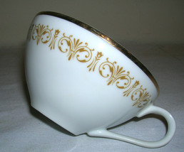 Old Vintage Sheffield Imperial Gold Pattern 504 ~ Flat Cup - 2-1/8&quot; ~ Japan - £7.05 GBP