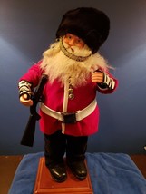 18&quot; Santa Claus Figurine London Guard British Britain England ~ Minor Da... - $49.49