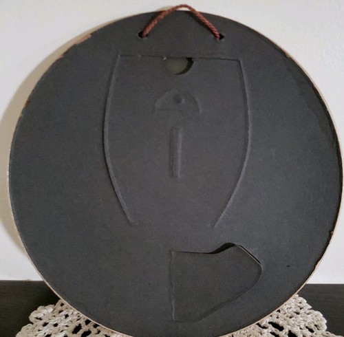 Vintage ~ Madonna & Child ~ Coated ~ Wall Hanging Plaque ~ 9" Diameter Item image 6