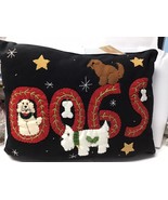 Seasons Designs black Christmas pillow with insert Dog A 15 1/2” x 11 1/2” - $667.29 MXN