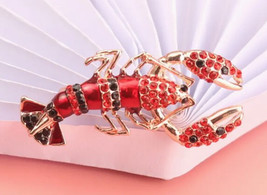 Vintage lobster pin brooch - €12,09 EUR