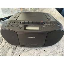 Sony CFD-S70 Cd Player, Cassette, AM/FM Radio - £62.91 GBP