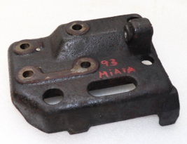 90-93 Mazda Miata A/C Compressor Mounting Bracket With Bolts (Gs) - £7.10 GBP