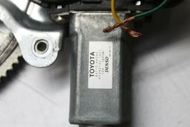 2003-2008 TOYOTA MATRIX XRS FRONT RIGHT PASSENGER WINDOW REGULATOR P8068 image 11