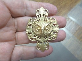 (B-BIRD-521) small Owl head filigree repro Victorian brass pin pendant love owls - $19.62